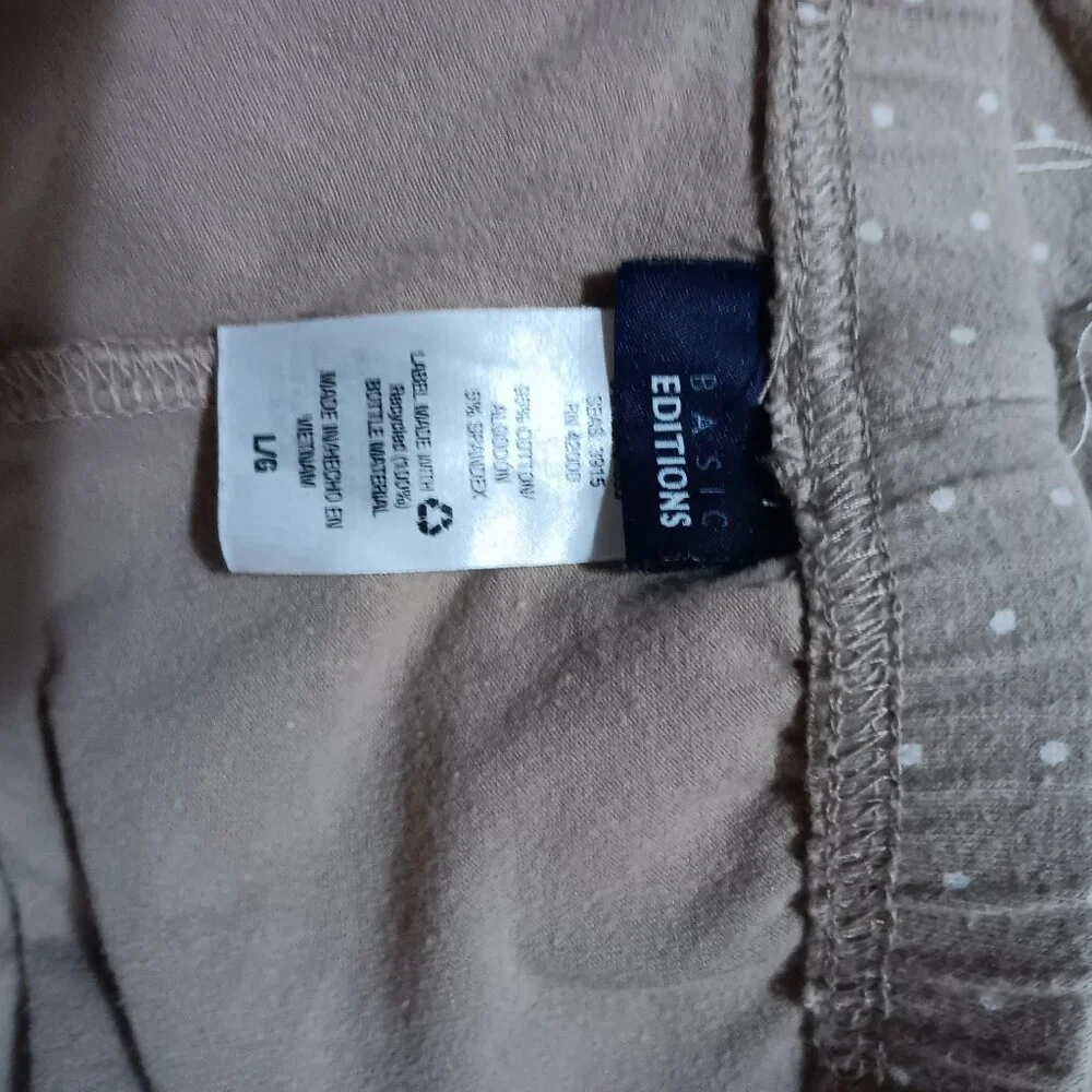 Womens poka dot knit capris - Picture 2 of 2